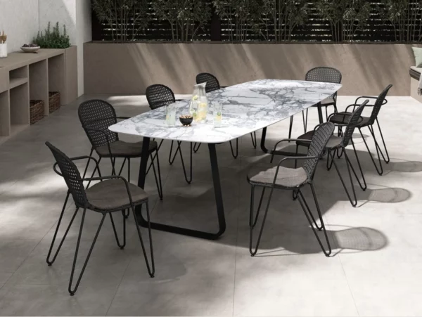 Table Curve – Image 3