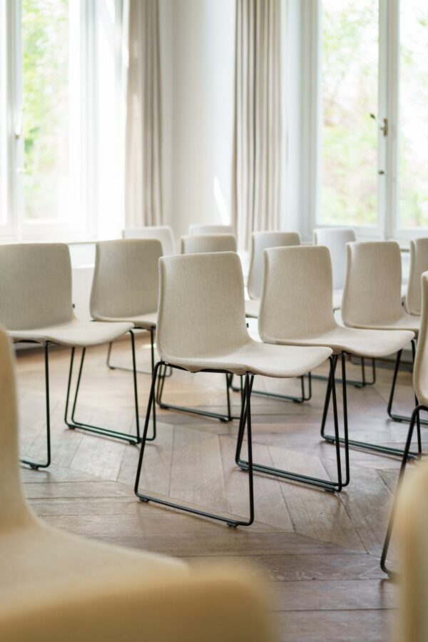 Chaise Curve – Image 5